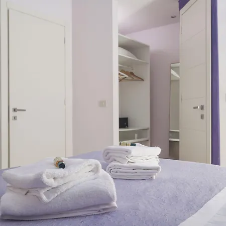 Beatrice Oda ve Kahvaltı Floransa