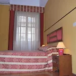 Beatrice Nocleg ze śniadaniem 3*